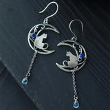 Retro Metal Carving Cat Earring