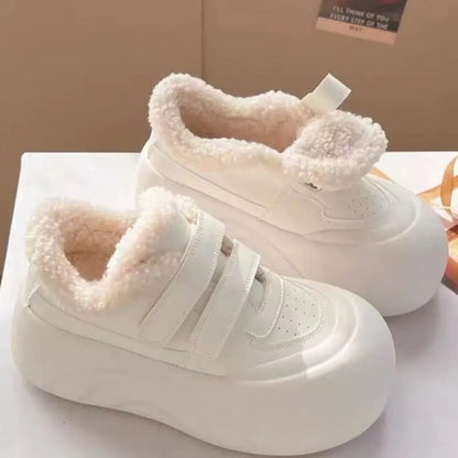 Autumn Big Head White Platform Fur Sneaker