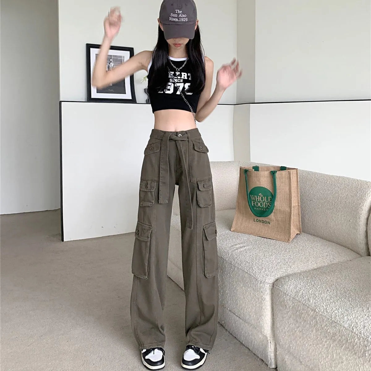 Wide-leg Belt Cargo Pants