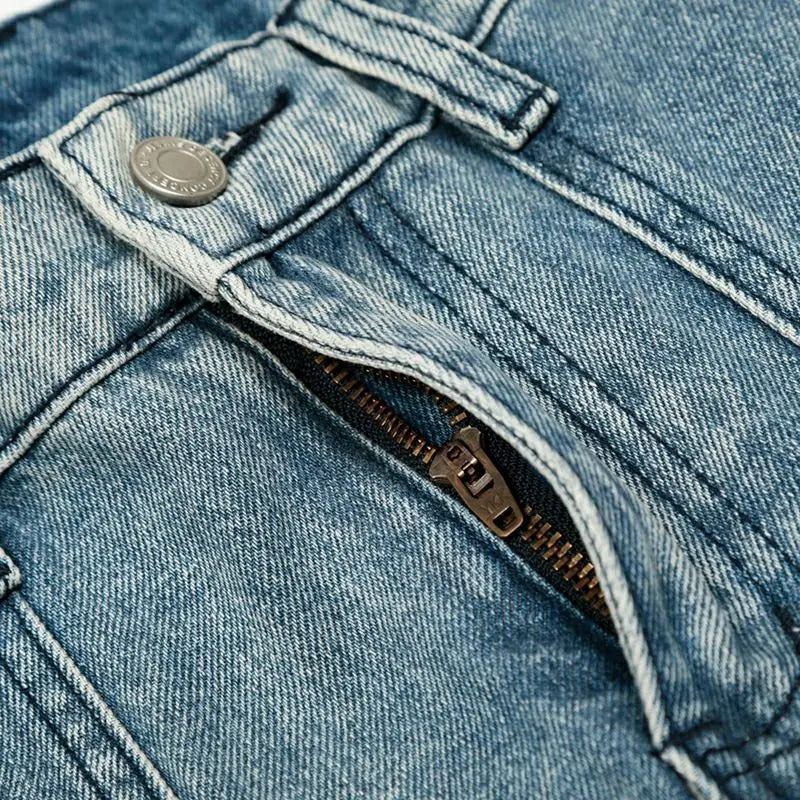 Wide Leg Cargo Jeans