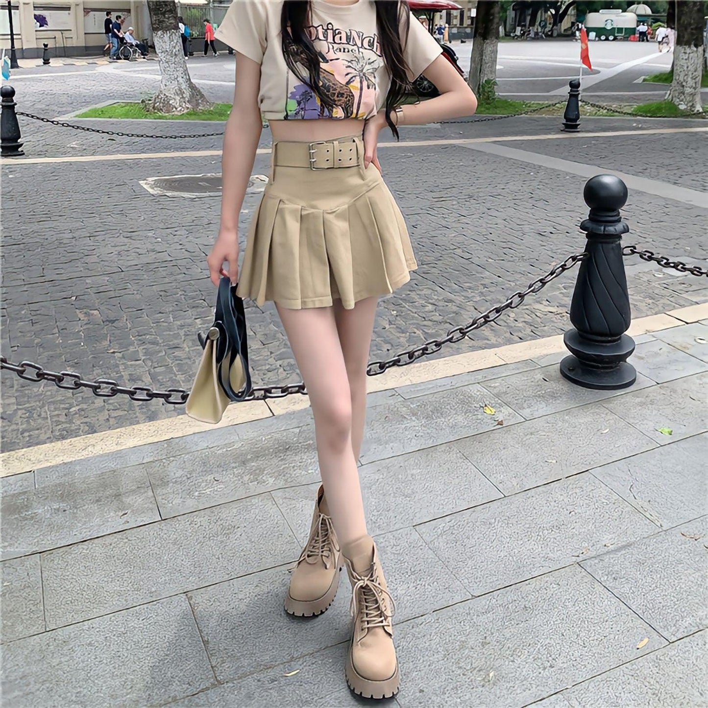 Y2K Belt Detail Pleated Mini Skirt