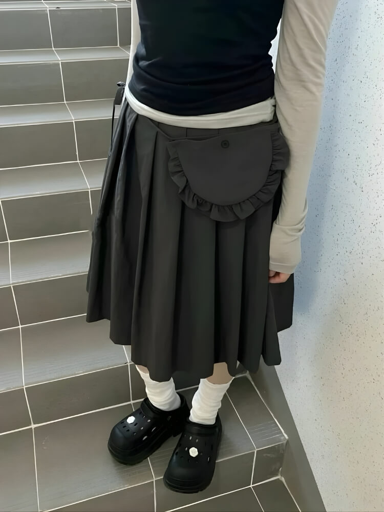Y2K Pleated Pocket Midi Skirt