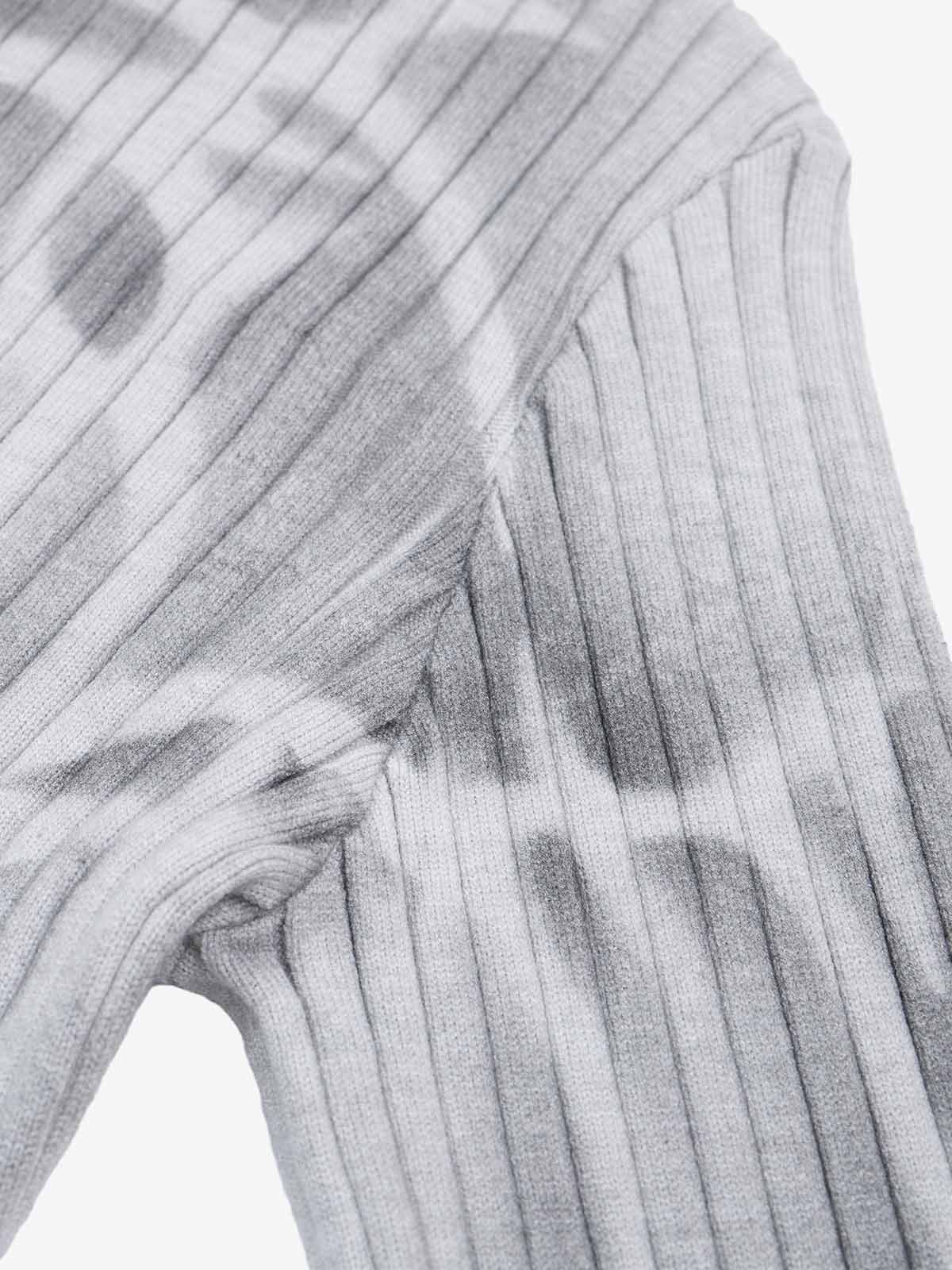 Thorn Graphic Dark Knit Top; Light Grey / M, Light Grey / L, Light Grey / XL