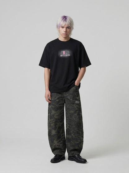 DAXUEN Relaxed-fit short-sleeved graphic T-shirt — model photo