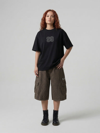 DAXUEN Short-sleeve oversized t-shirt with graphic design — model photo