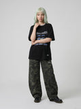 DAXUEN black abstract blurred lines graphic t-shirt — model photo