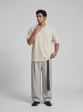 DAXUEN Oversized short-sleeve T-shirt with embroidery — model photo