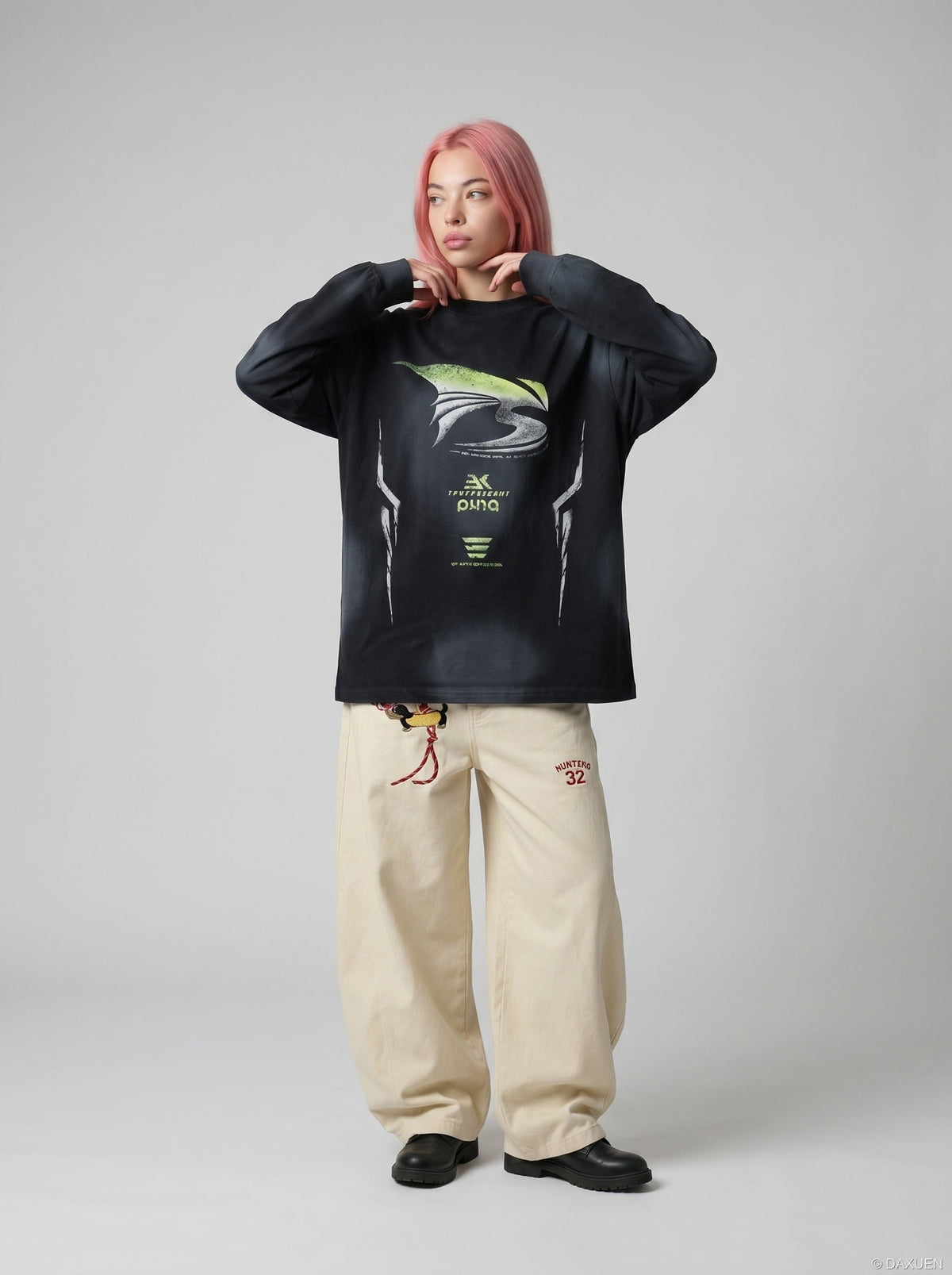 DAXUEN Abstract graphic long sleeve crew-neck top — model photo