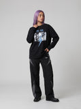 DAXUEN Abstract lightning graphic long sleeve crew neck t-shirt — model photo