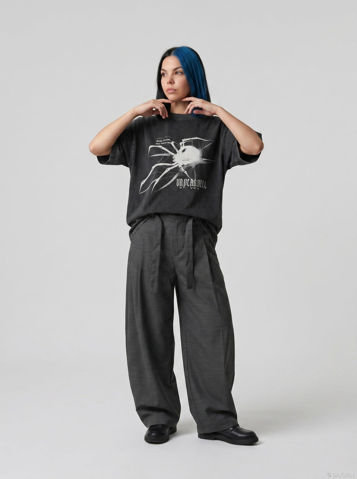 DAXUEN washed dark grey oversized abstract spider graphic t-shirt — model photo