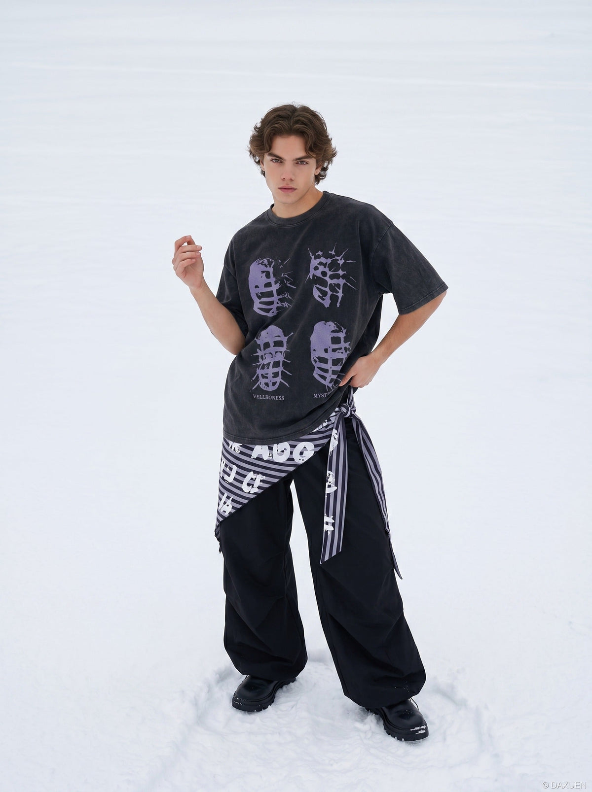 DAXUEN washed black oversized abstract spiky graphic t-shirt — model photo