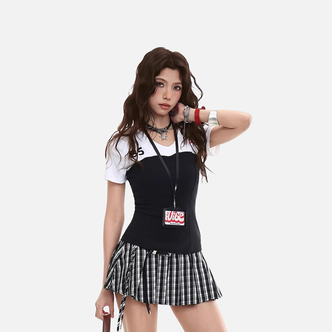 Fitted black and white color-blocked women's top