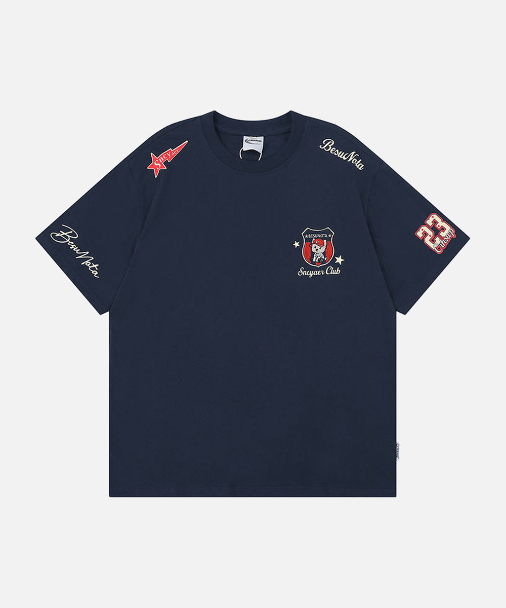 Oversized short-sleeved T-shirt with unique graphics
