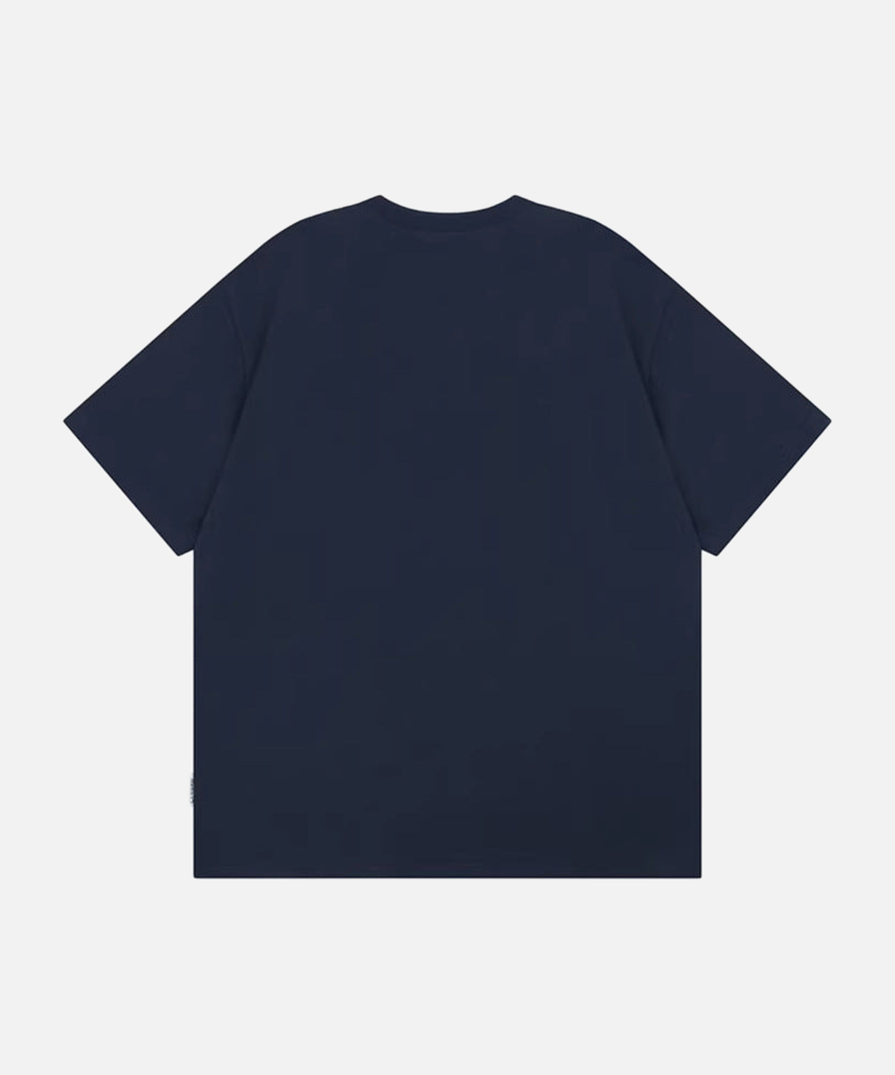 Oversized short-sleeved T-shirt with unique graphics