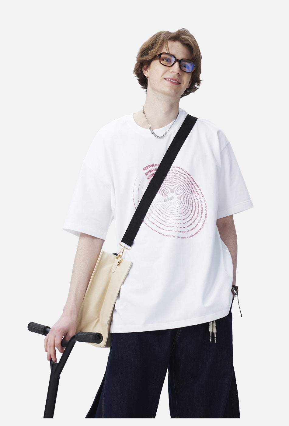 Circular Red Text Graphic T-Shirt