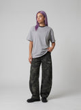 DAXUEN Heather grey short-sleeve T-shirt with unique paneling — model photo