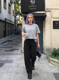 DAXUEN Heather grey short-sleeve T-shirt with unique paneling — model photo