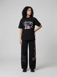 DAXUEN Areswings graphic t-shirt with American flag design — model photo