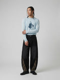 DAXUEN Long-sleeved tee with doberman graphic — model photo