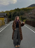 DAXUEN Loose-fitting wide-leg cargo pants — model photo