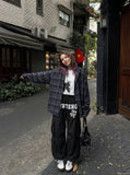 DAXUEN Wide-leg cargo pants with graphic print — model photo