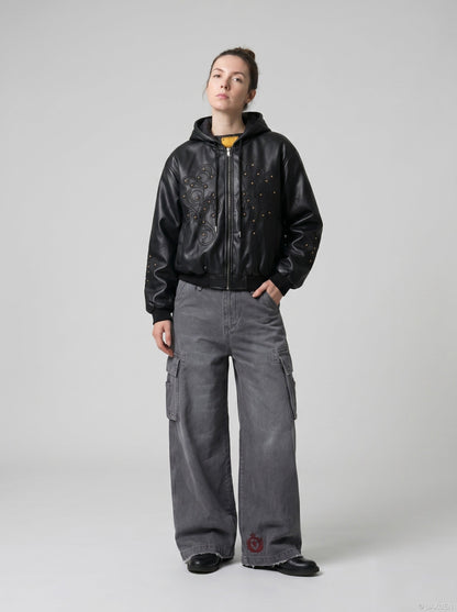 DAXUEN Wide-leg baggy cargo pants with embroidery — model photo