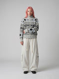 DAXUEN Wide-leg cargo sweatpants with embroidered text — model photo