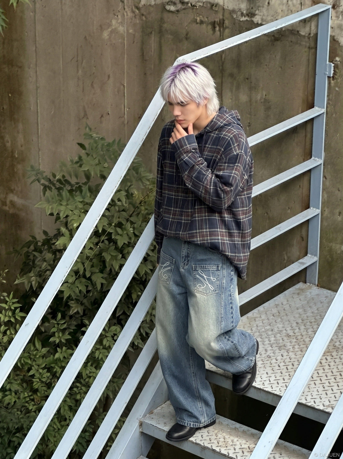 DAXUEN Baggy Denim Jeans with Embroidered Pockets | DAXUEN — model photo