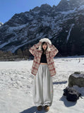 DAXUEN Baggy graphic sweatpants with colorful motifs — model photo