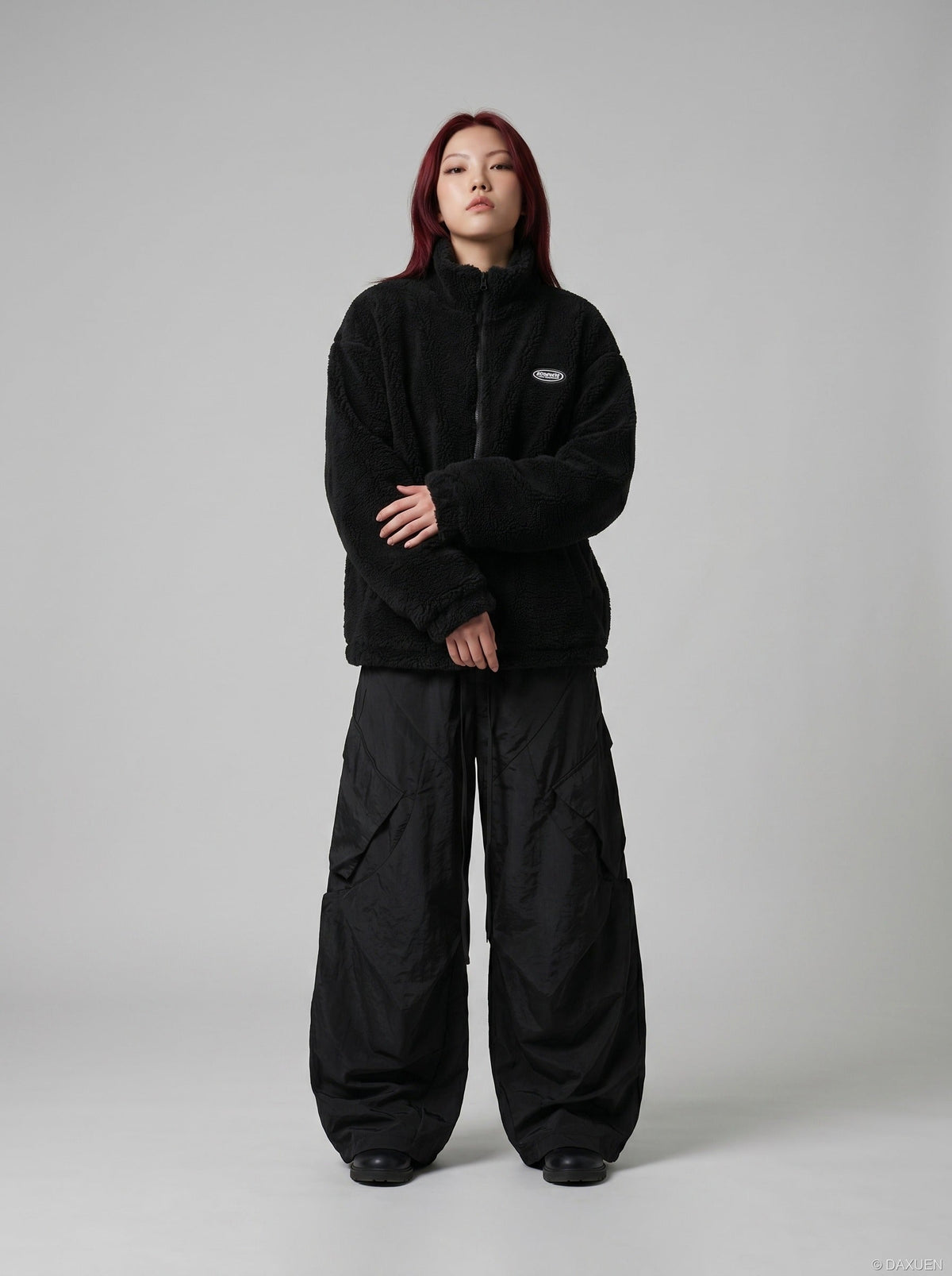 DAXUEN Oversized wide-leg cargo pants with graphic design — model photo