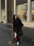 DAXUEN Wide-leg loose-fitting track pants with drawstring — model photo