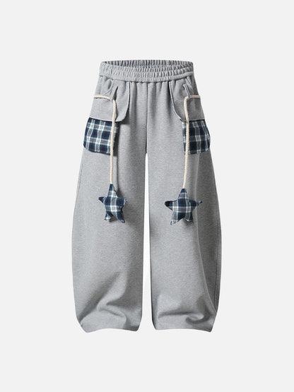 Loose-fitting balloon pants with plaid details