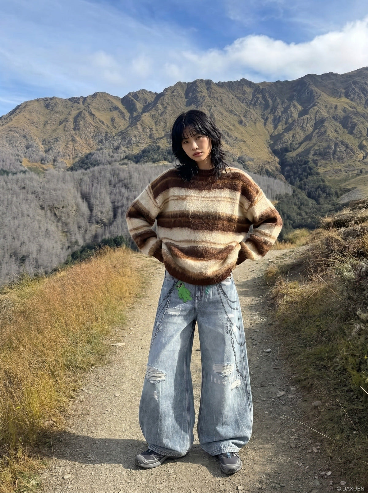 DAXUEN Baggy wide-leg denim jeans with graphic prints — model photo