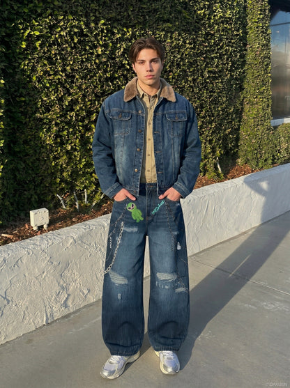 DAXUEN Baggy wide-leg denim jeans with graphic prints — model photo