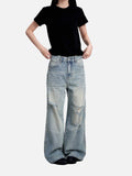 DAXUEN beige wide-leg cargo shorts with pockets