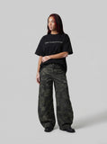 DAXUEN Oversized Heavyweight Front-Text Tee — model photo