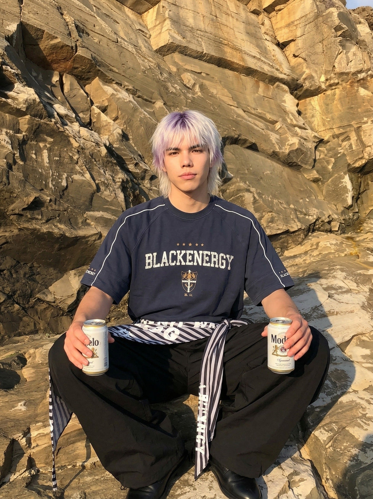 DAXUEN BLACKENERGY oversized short-sleeved t-shirt — model photo