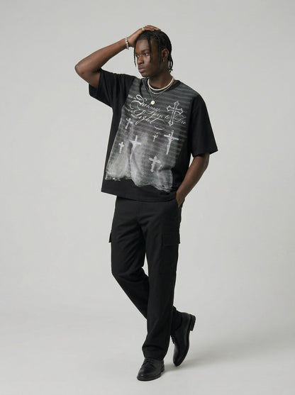 DAXUEN Oversized short-sleeved graphic T-shirt in black or white — model photo