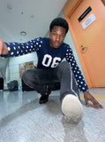 DAXUEN light blue long-sleeve t-shirt with blocky '06' graphic — model photo