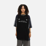 DAXUEN Color-blocked graphic T-shirt with raglan sleeves — model photo