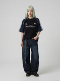 DAXUEN Color-blocked graphic T-shirt with raglan sleeves — model photo
