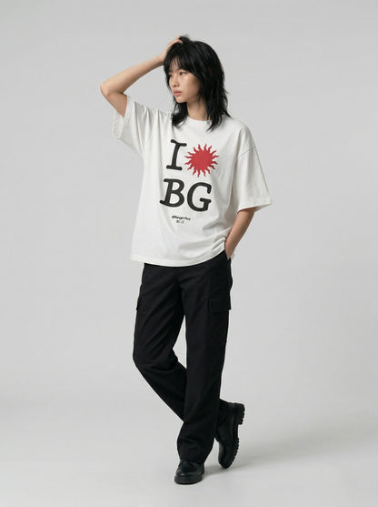 DAXUEN Oversized short-sleeved graphic T-shirt — model photo