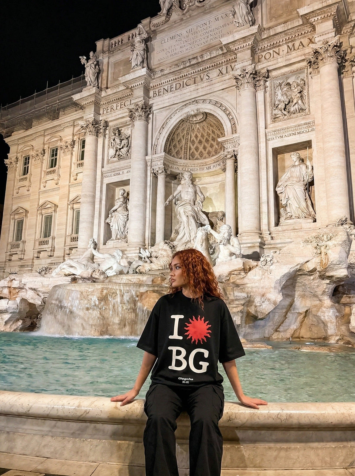 DAXUEN Oversized short-sleeved graphic T-shirt — model photo