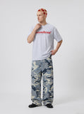 DAXUEN Crew neck t-shirt with bold graphics — model photo