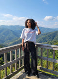 DAXUEN Crew neck t-shirt with bold graphics — model photo