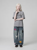 DAXUEN Men's short-sleeved graphic t-shirt — model photo