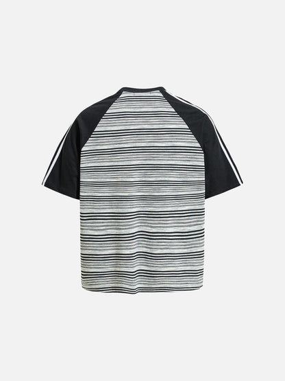 DAXUEN Bold striped graphic short-sleeve T-shirt