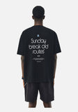 DAXUEN black oversized triangular graphic tee