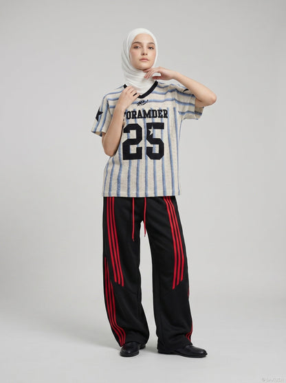 DAXUEN Short-sleeved loose-fitting V-neck top with stripes and graphics — model photo