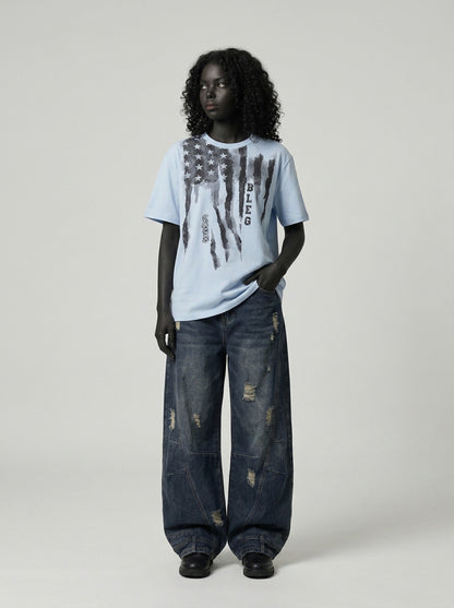 DAXUEN Boundless Brushstroke Flag T-Shirt — model photo